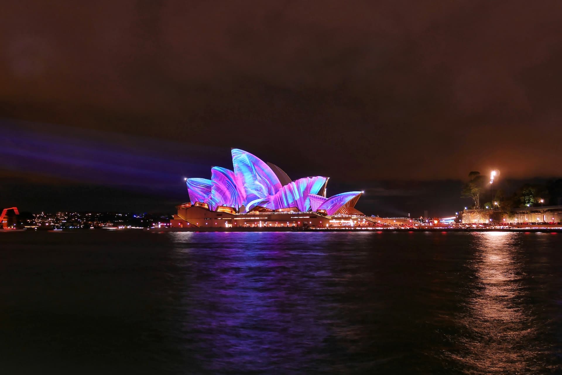 THE AUSSIE EXPLORER 4