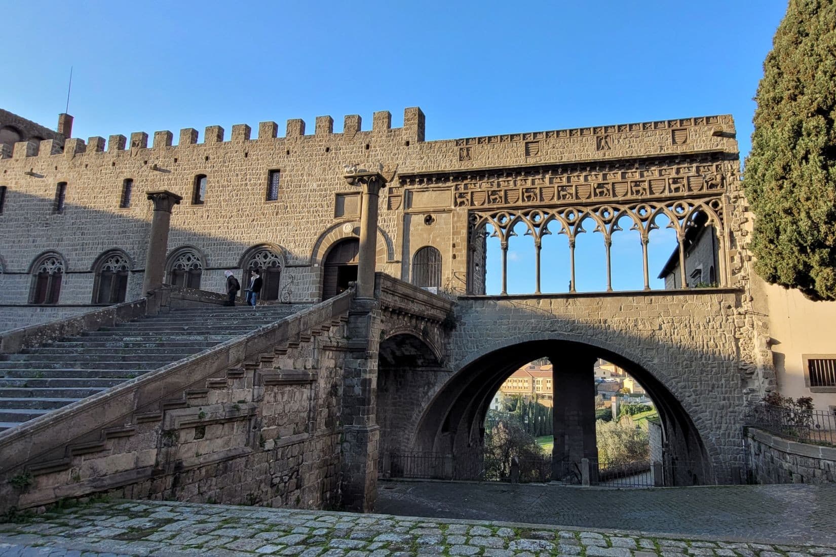 HIDDEN ITALY: VILLAGES, WINE & VOLCANIC LANDSCAPES 3
