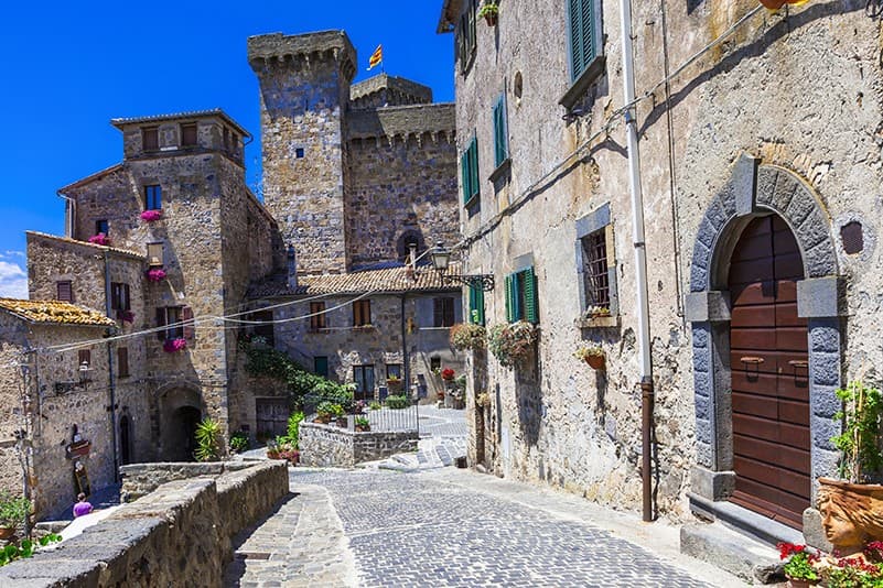 HIDDEN ITALY: VILLAGES, WINE & VOLCANIC LANDSCAPES 5