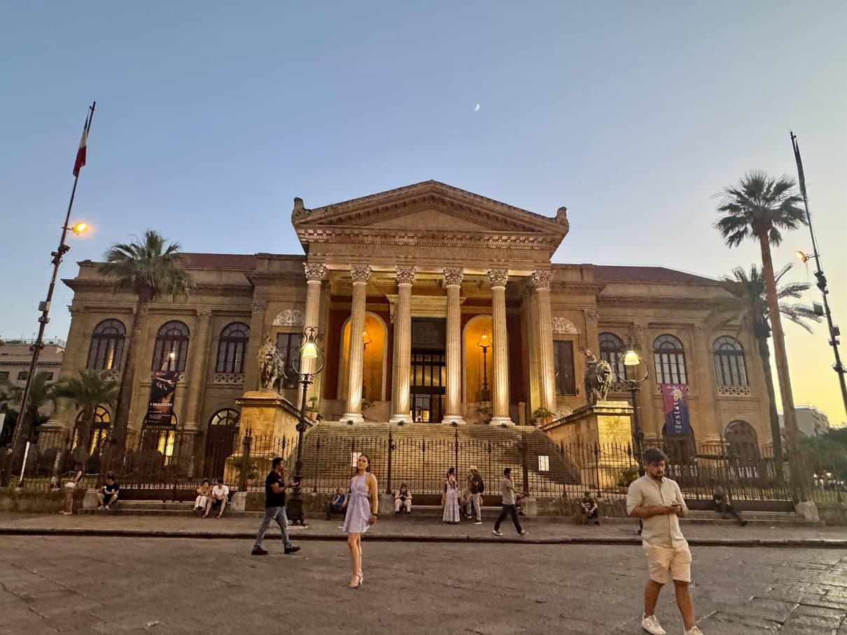 BURIED ITALY SERIES - THE LOST WORLDS OF SICILY 3